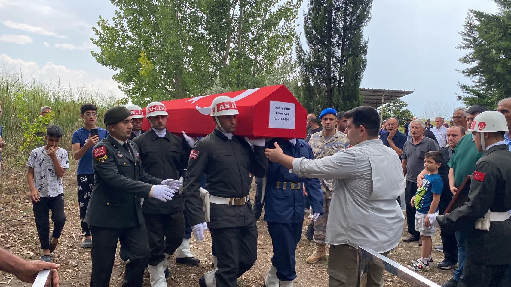 Evine girmeye çalışan uzman çavuş itfaiye kazasında can verdi