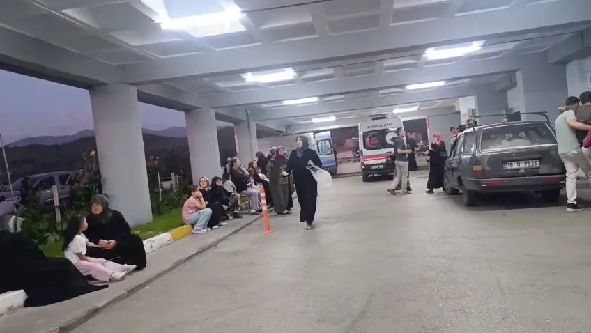 Düğün şenliği kabusa döndü: Tavuk ve pilav ikramı sonrası 84 kişi hastanelik oldu