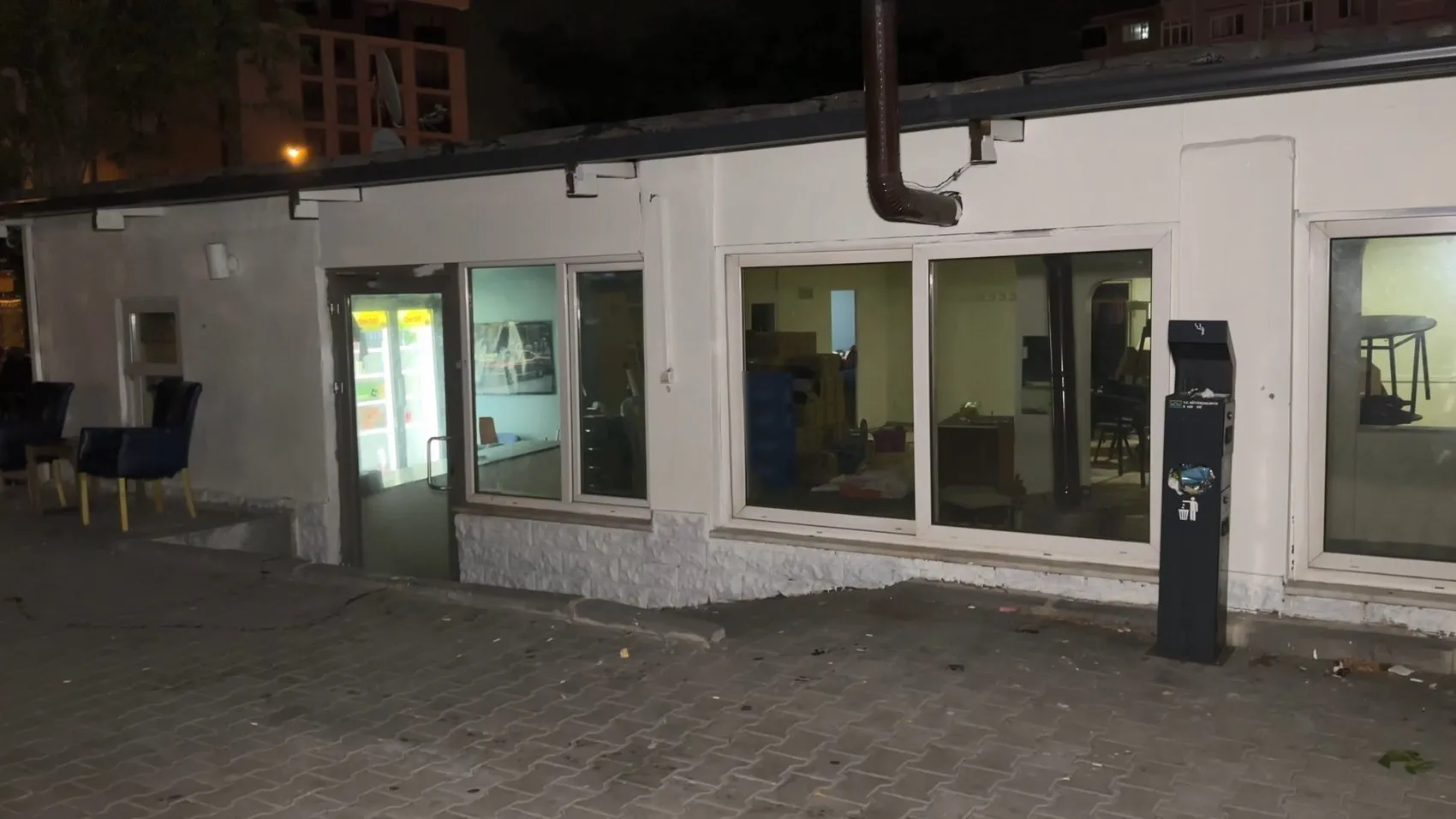 Gece yarısı kıraathaneye motosikletli saldırı, 3 yaralı