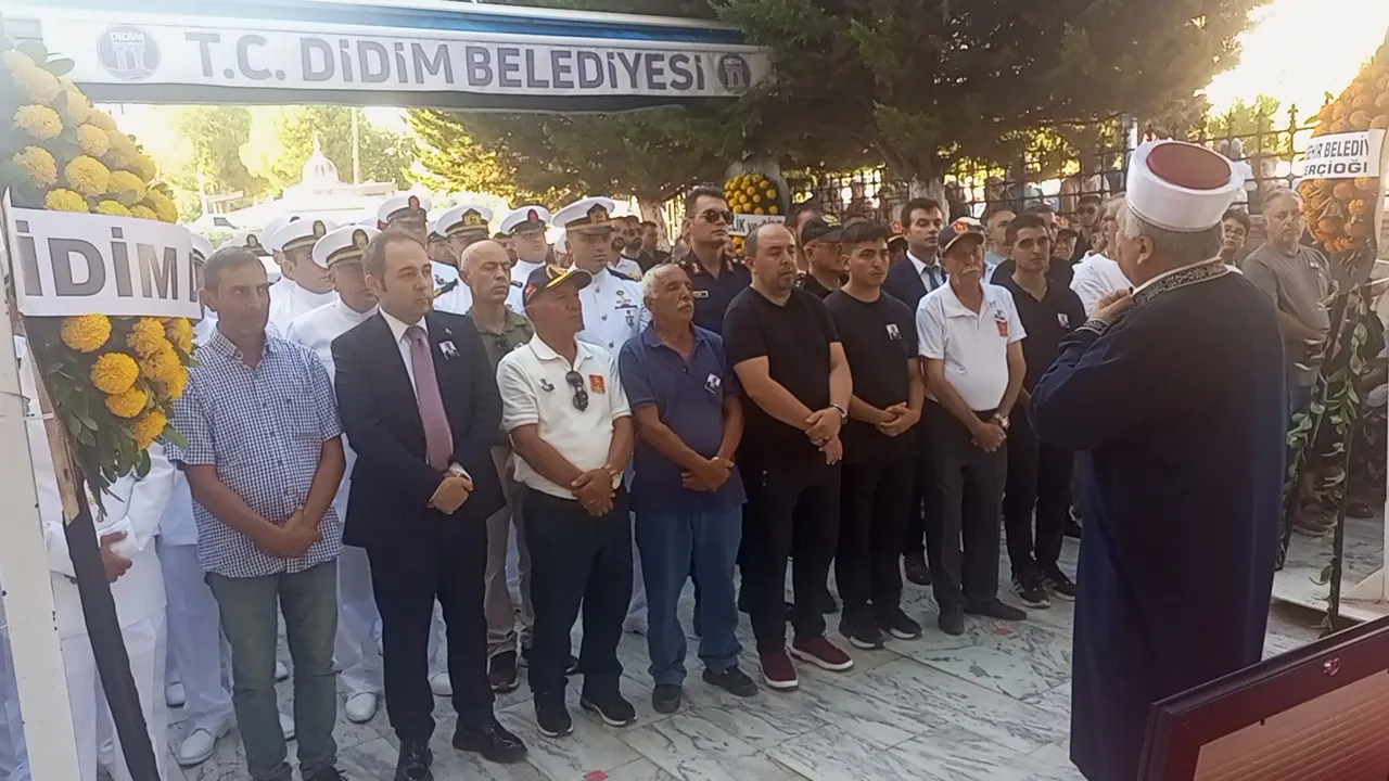 Didim Kıbrıs Gazisi Hayrettin Etik’e veda etti