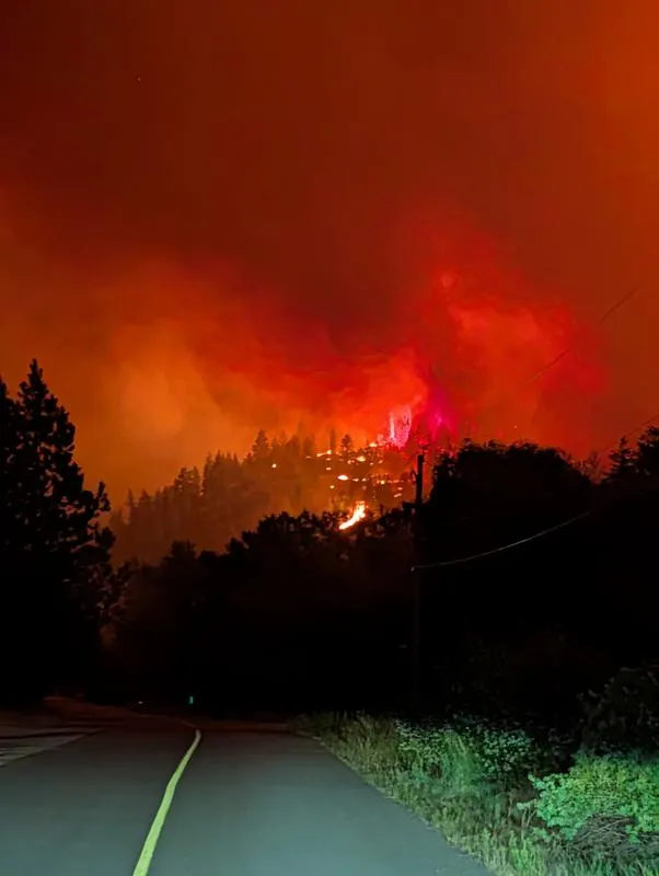 Kanada alevlerle mücadele ediyor 20 bin kişiye tahliye emri geldi