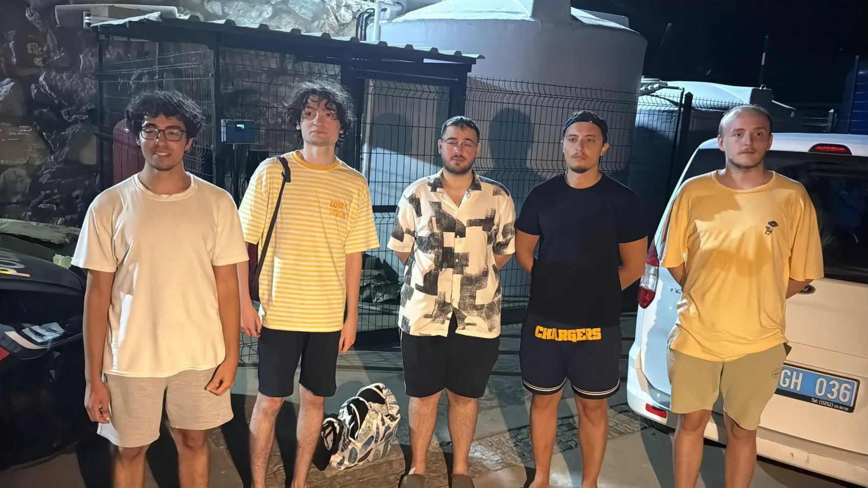 Bodrum'da gece yürüyüşüne çıkan 5 genç ormanlık alanda mahsur kaldı