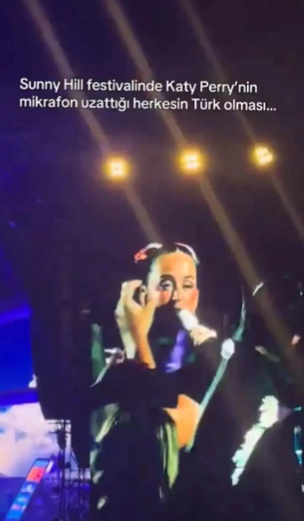 Katy Perry, Sunny Hill Festivali nde kime sorsa Türkiye yanıtını aldı! 2