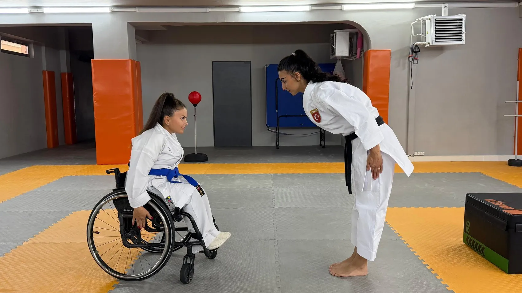 Engelleri sporla yıkan Şerife şimdi anne olmaya hazırlanıyor