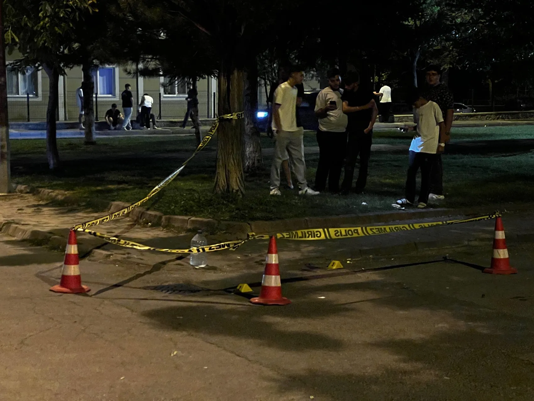 Kayseri'de parkta kız meselesi kavgası kanlı bitti