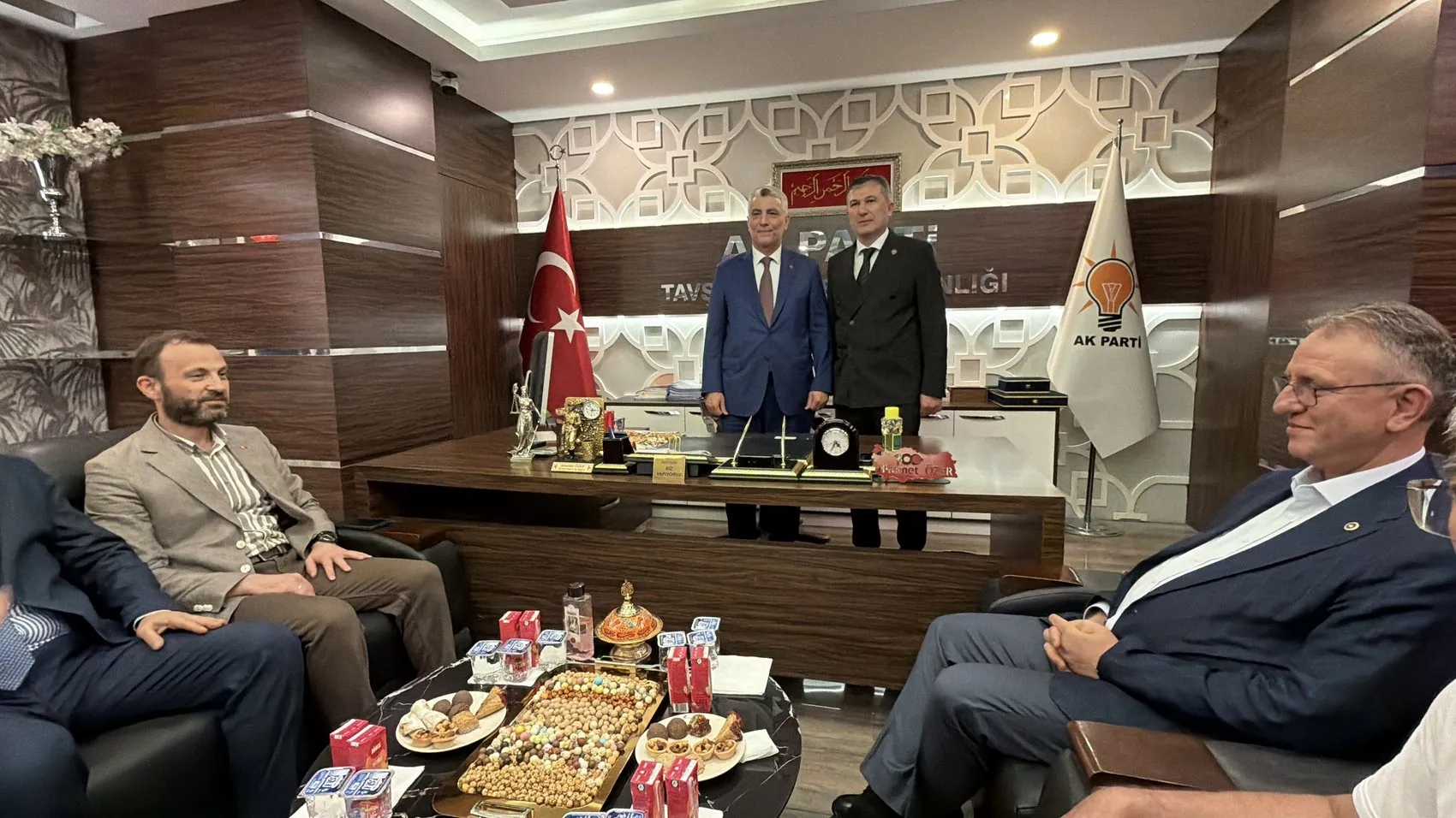 AK Parti saflarına yeni katılımlar gerçekleşti