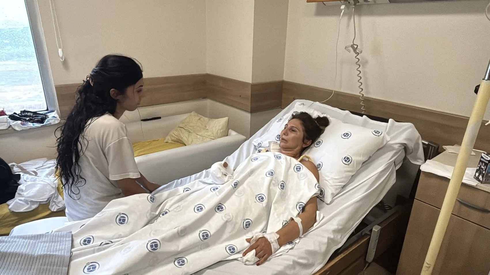 Eski eşinin dehşeti sonrası Ayşe Katırcı hastanede yaşam mücadelesi veriyor