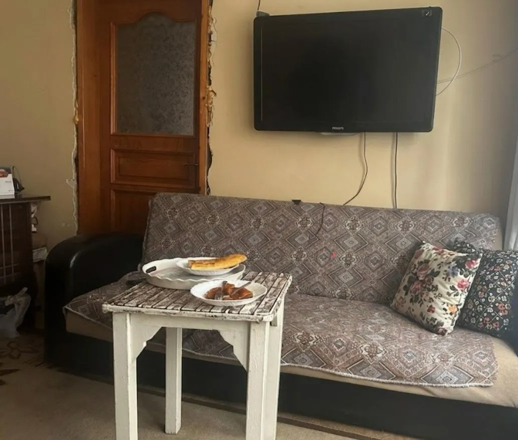 Kızını istediği aile dostuna 200 gram altın kaptırdı, alacağını isterken cezaevine girdi