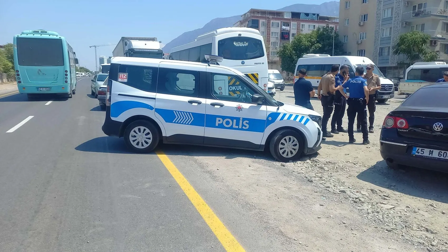 Manisa’da trafikte yol kavgası kanlı bitti