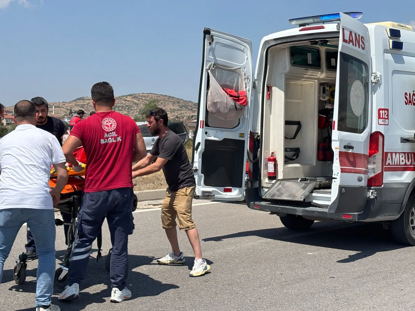 Kütahya'da kavşak kazası Bir yolcu hayatını kaybetti