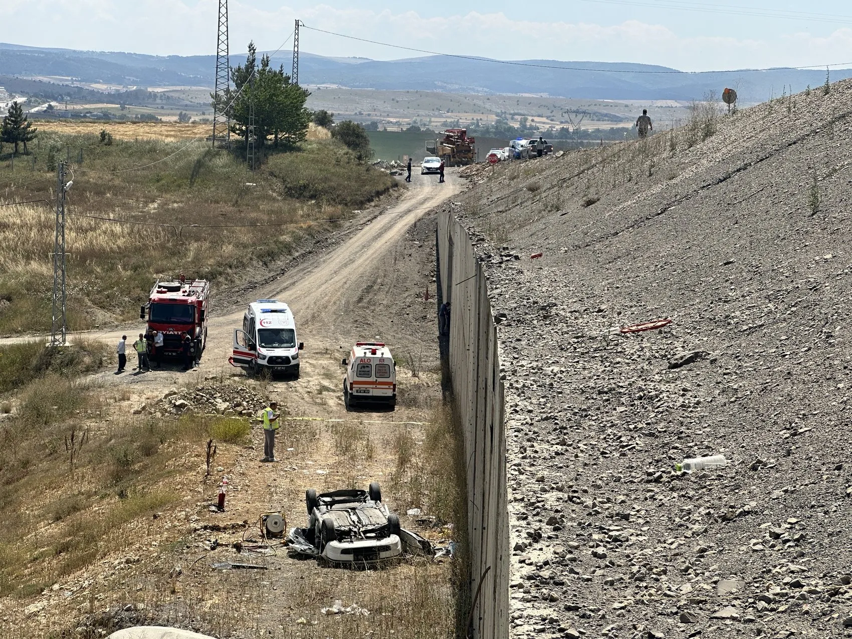 Kastamonu yolunda aile faciası 15 metre yükseklikten uçtu