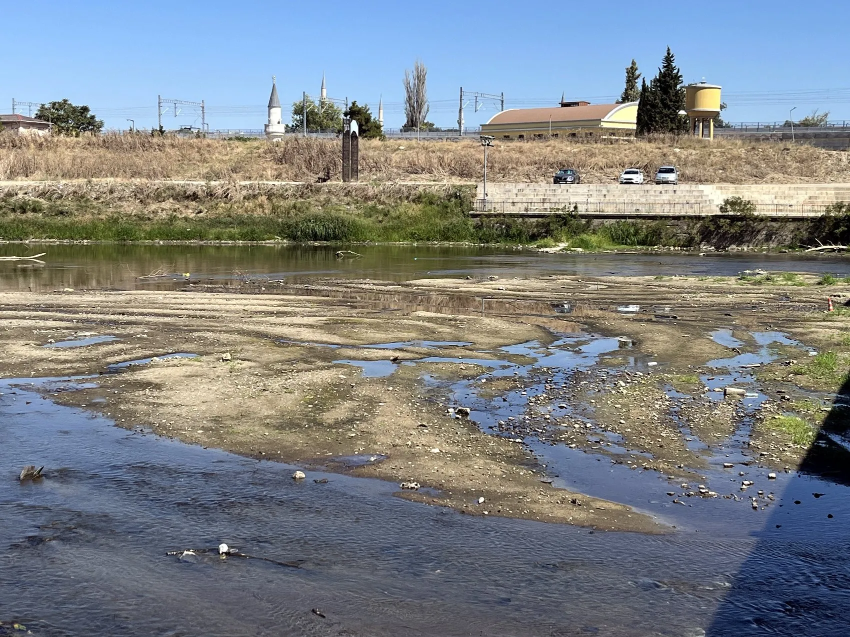 Tunca Nehri kuruyor Edirne’nin tarlaları tehlikede