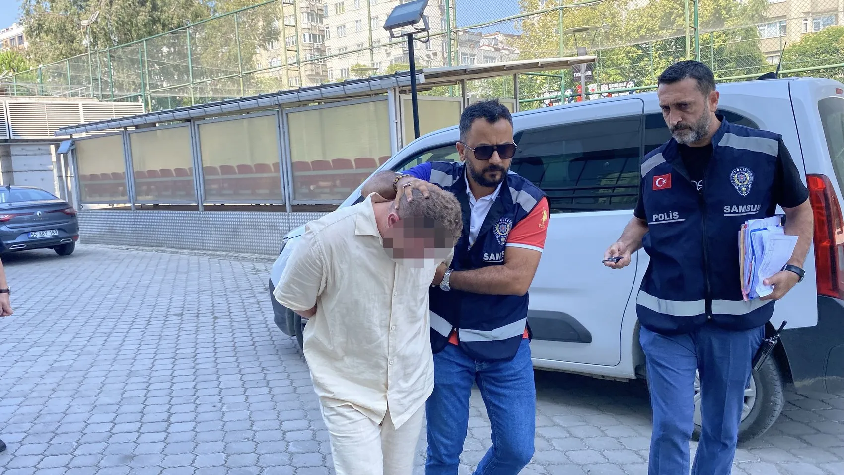 İnşaat işçisi güvenlik kameralarını çevirip 650 bin liralık kablo çaldı