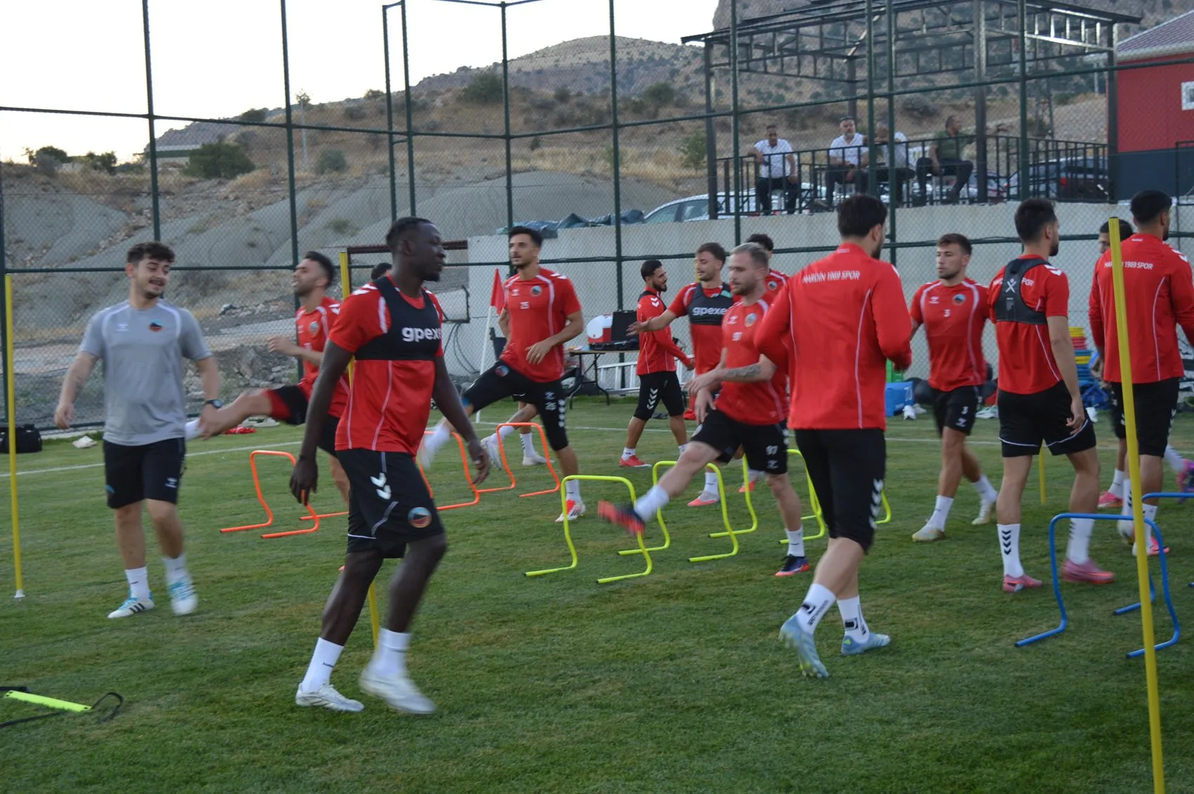Mardin 1969 Spor evindeki ilk galibiyet için ter döküyor