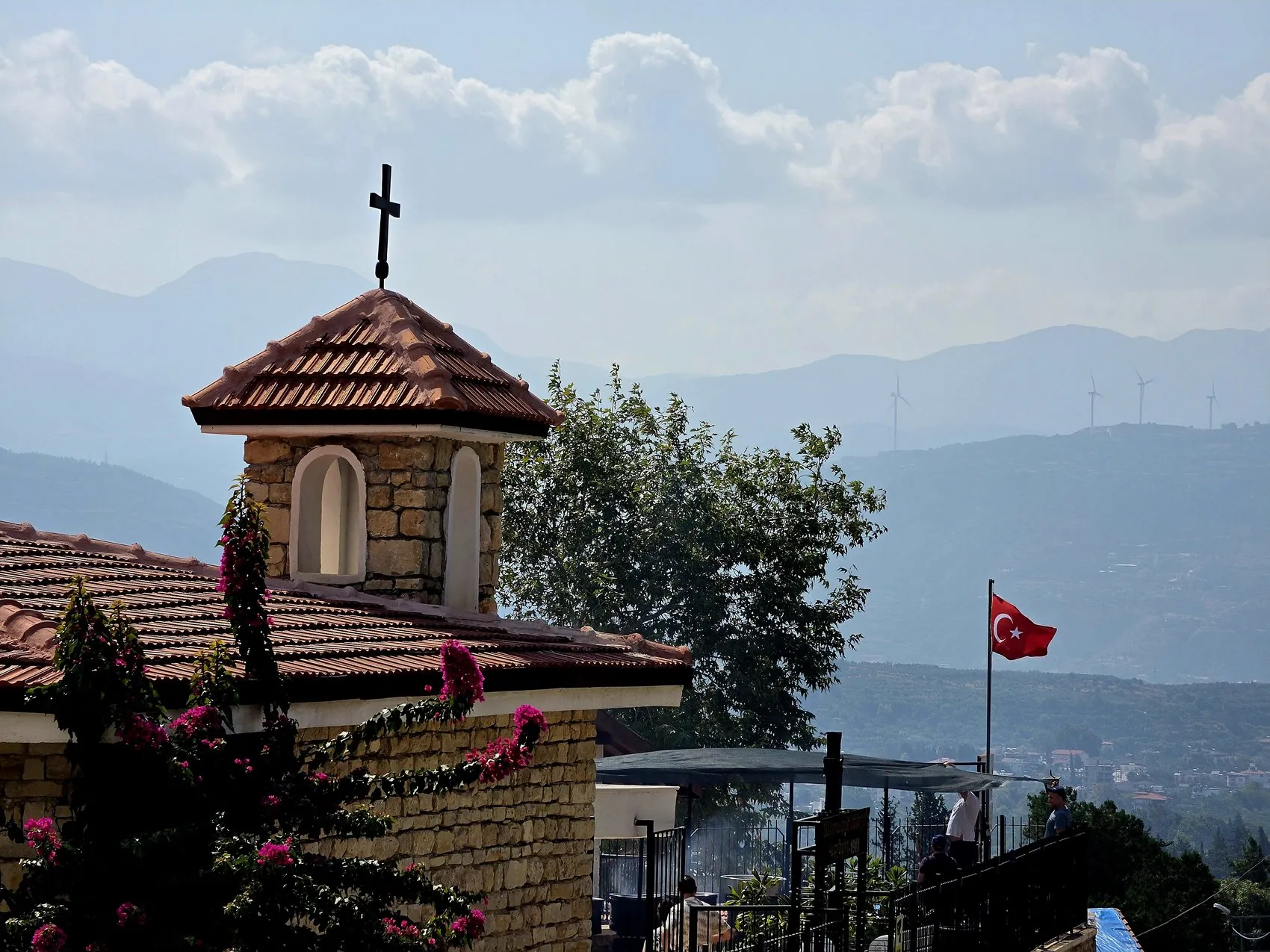 Vakıfköy'de geleneksel üzüm hasadı ve Meryem Ana ayini