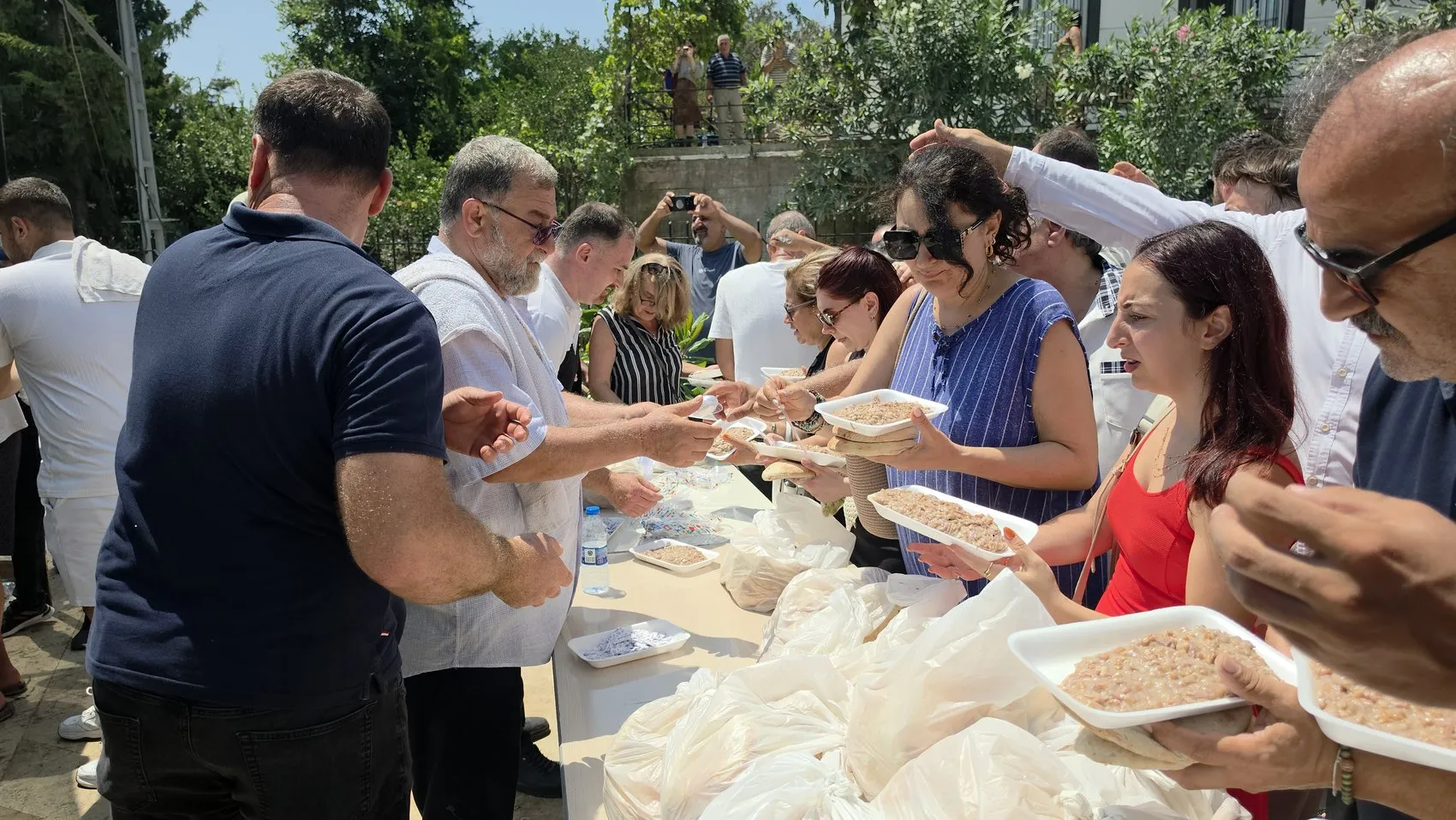 Vakıfköy'de geleneksel üzüm hasadı ve Meryem Ana ayini