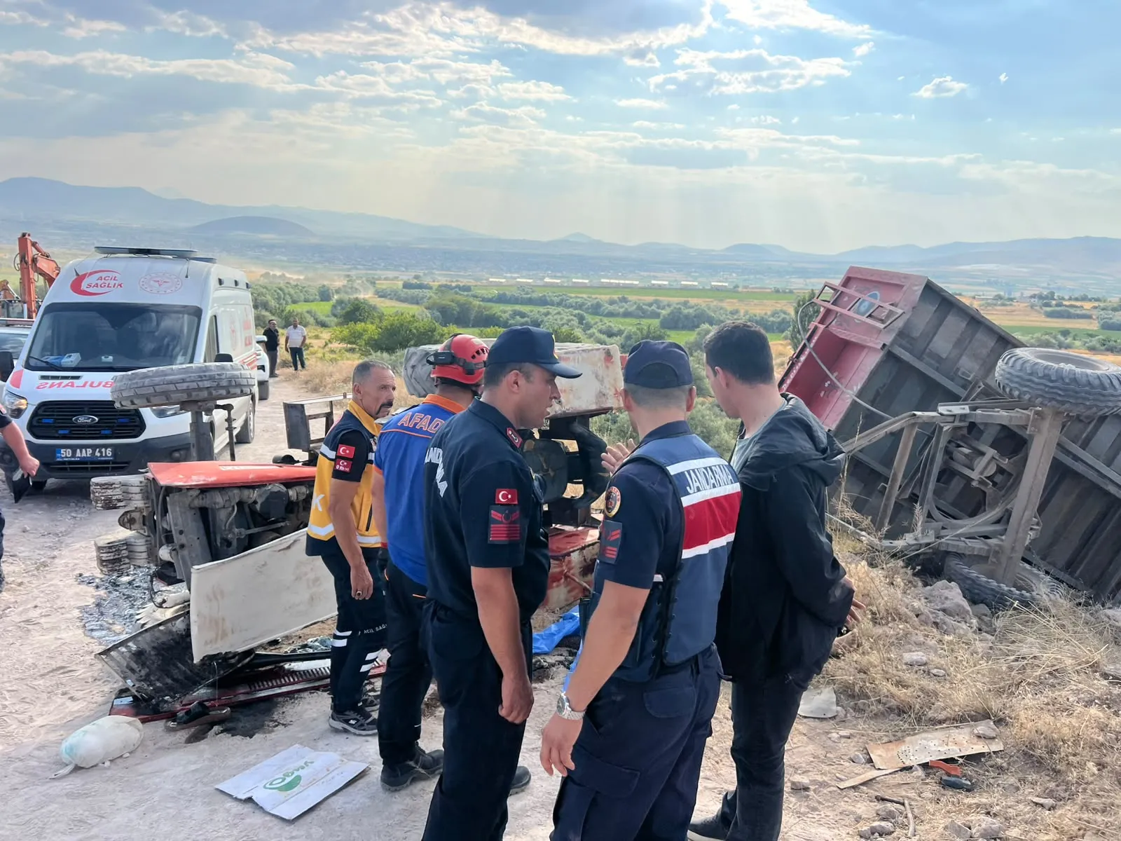 Nevşehir'de buğday hasadı yolunda feci kaza