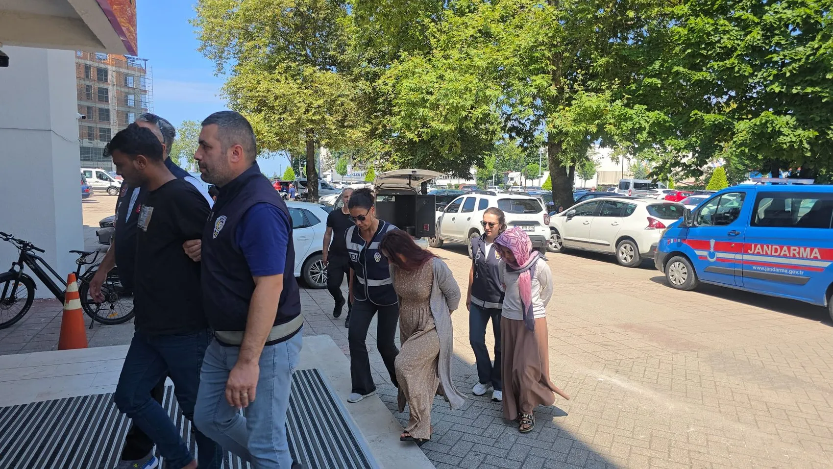 Fatsa'da altın hırsızlığı yapan şebeke Malatya'da yakayı ele verdi