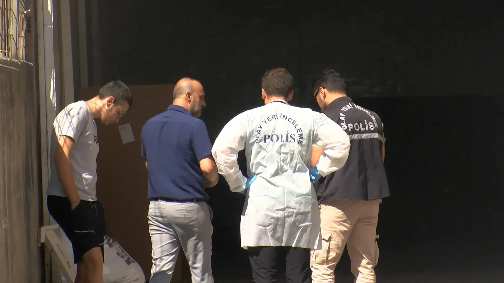 4. kattan düşen yük asansörü bir işçiyi ağır yaraladı, iş yeri sahibi gözaltında