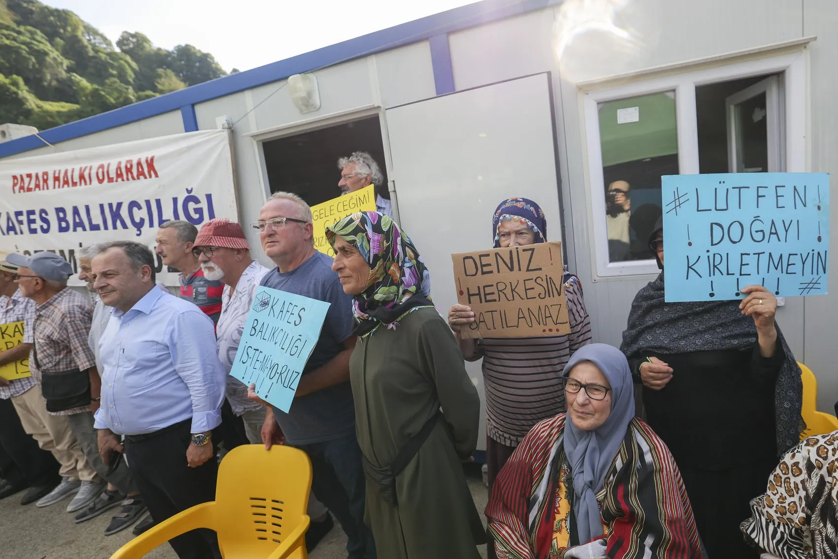 Özgür Özel Rize'de kafes balıkçılığına karşı çıktı