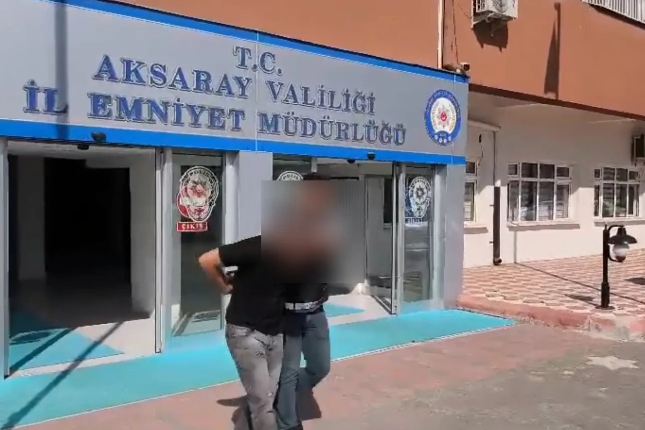 Aksaray'da midesinden yarım kilo uyuşturucu çıktı