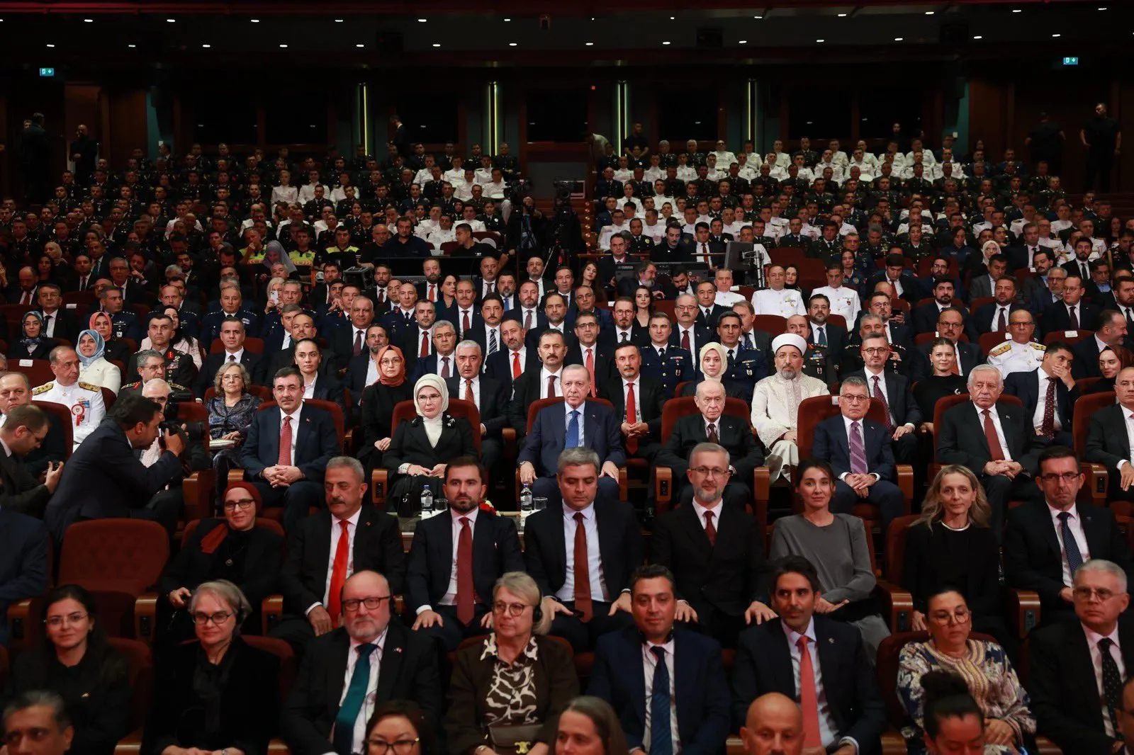 Cumhurbaşkanı Erdoğan'dan 30 Ağustos mesajı: Türkiye Cumhuriyeti birilerinin lütfuyla değil, bedel ödenerek kuruldu