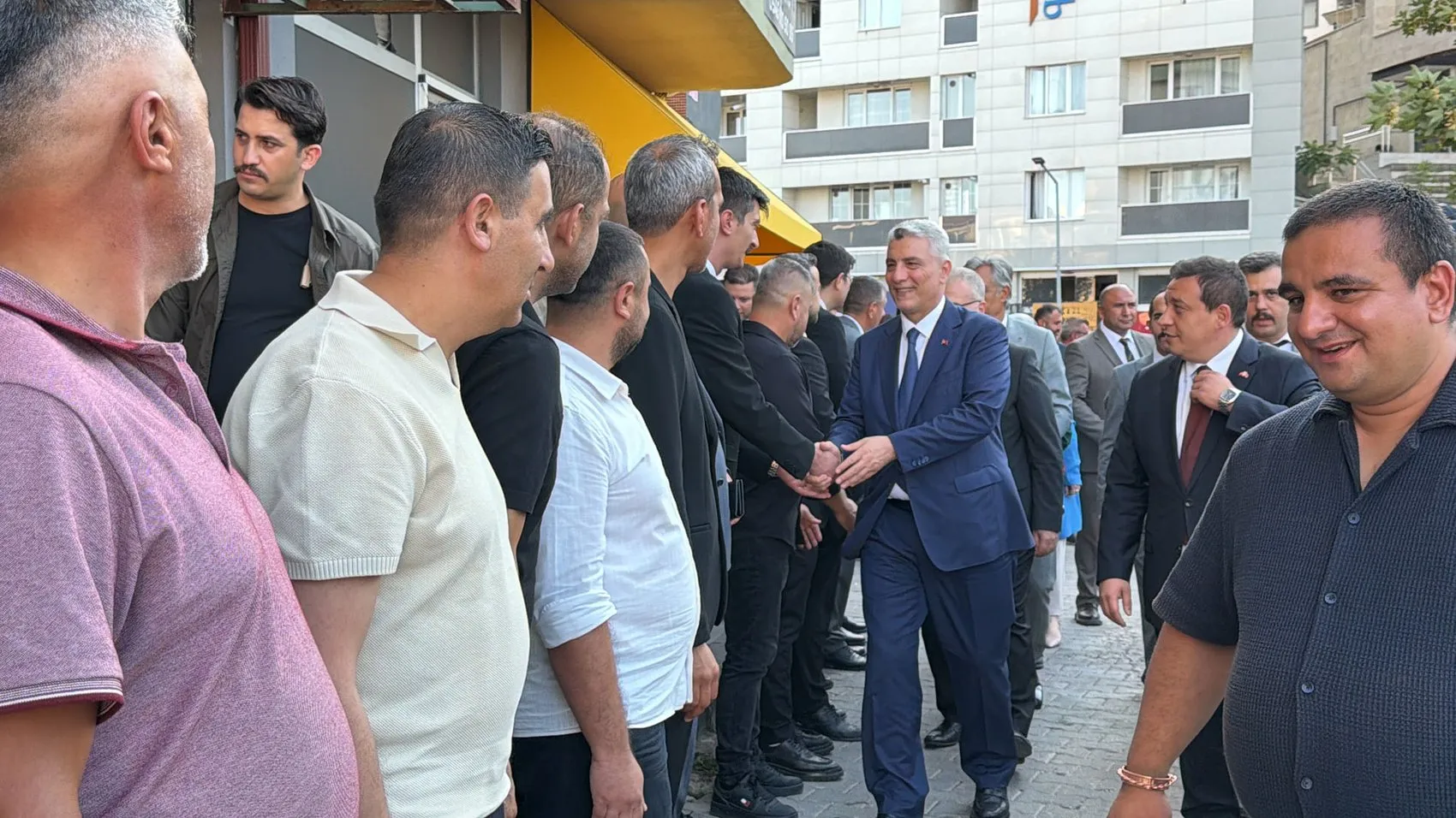 Ticaret Bakanı Bolat Bilecik'te esnaf kredi desteklerini açıkladı