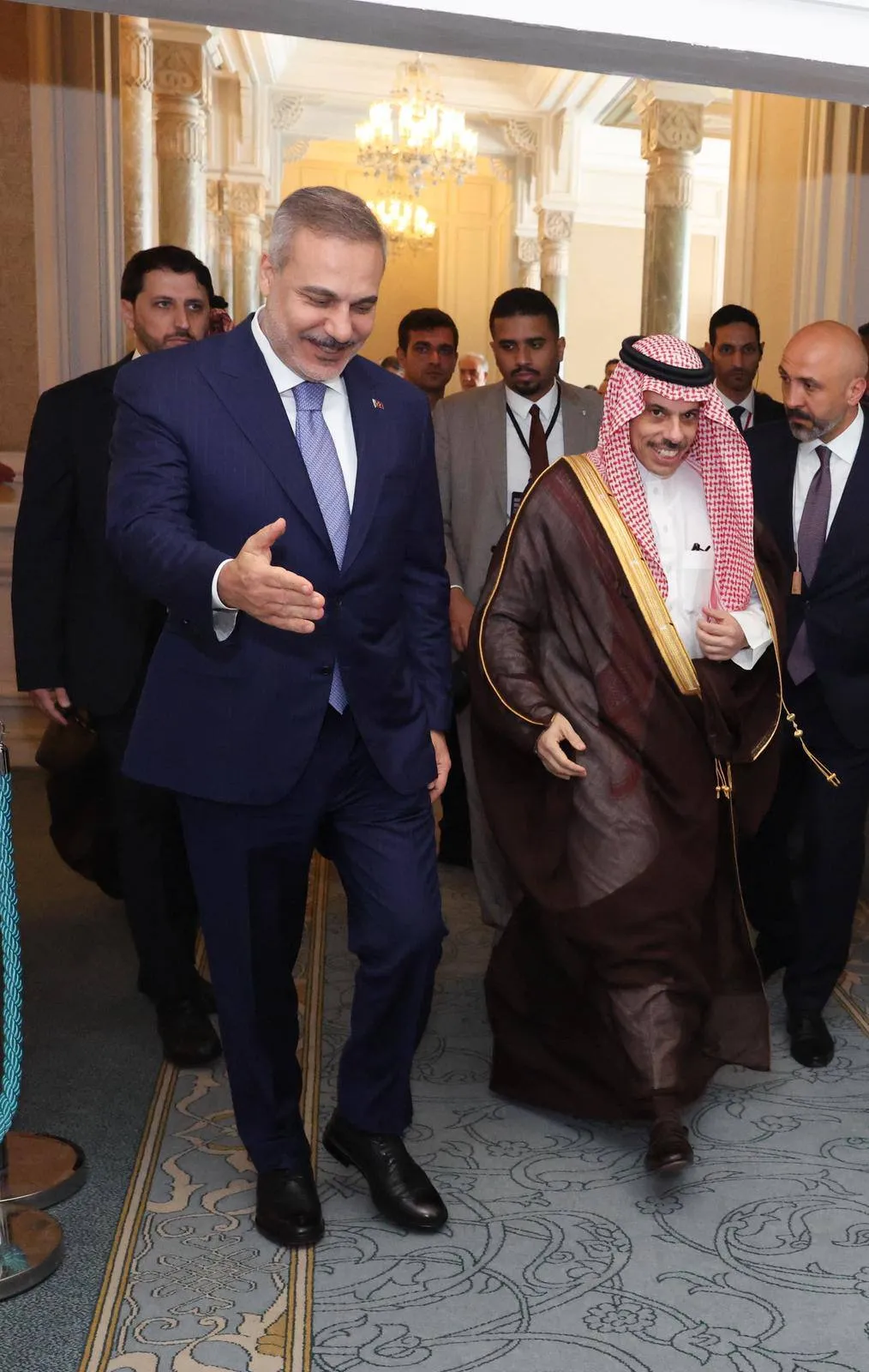 İstanbul'da kritik diplomasi: Bakan Fidan ve Suudi mevkidaşı bir araya geldi