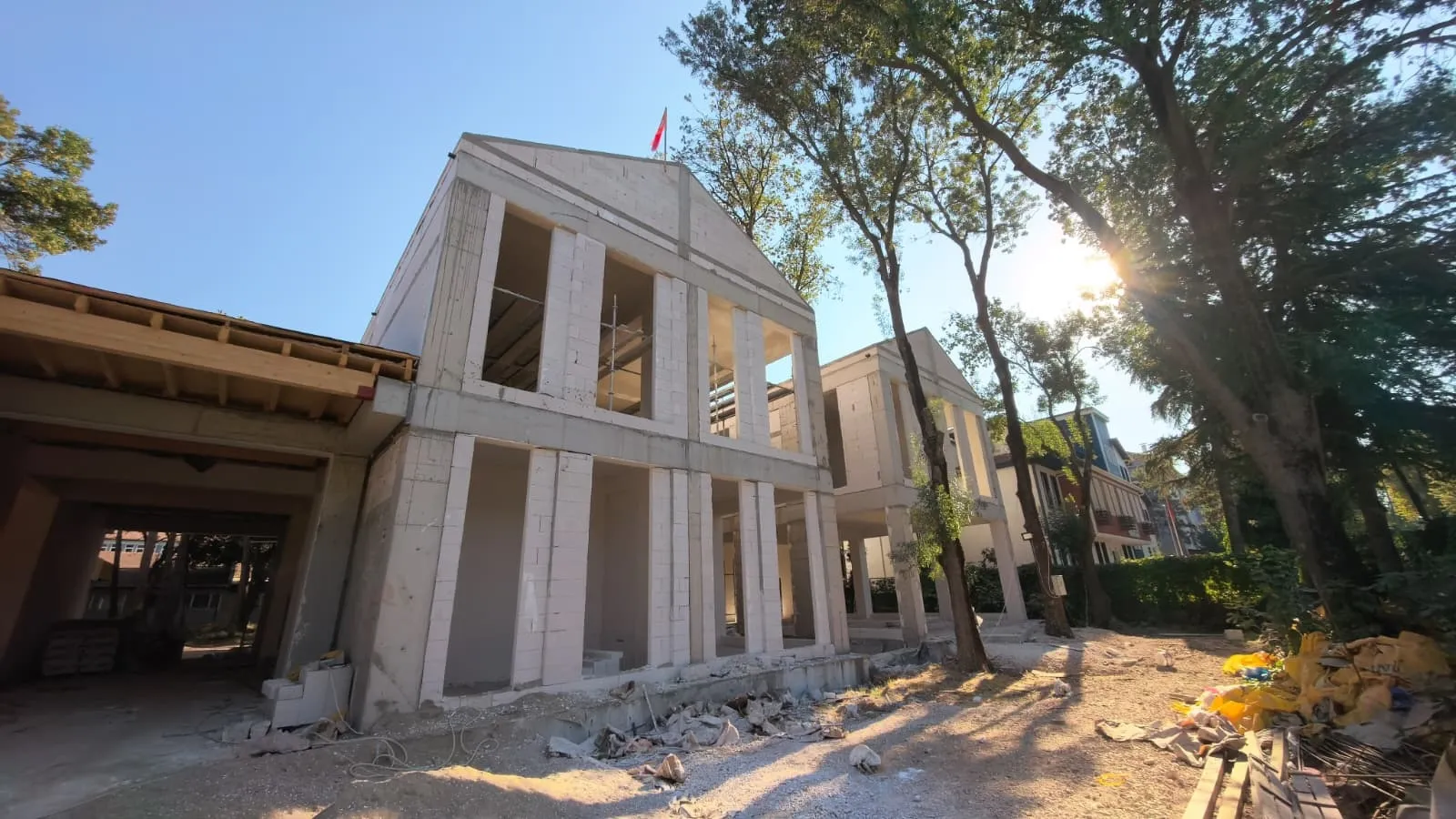 Bursa'da okul projesi ağaçları korumak için yeniden çizildi