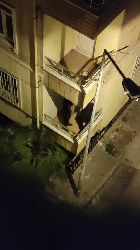Bahçelievler'de gece yarısı balkon operasyonu Hırsızlar polisten kaçamadı