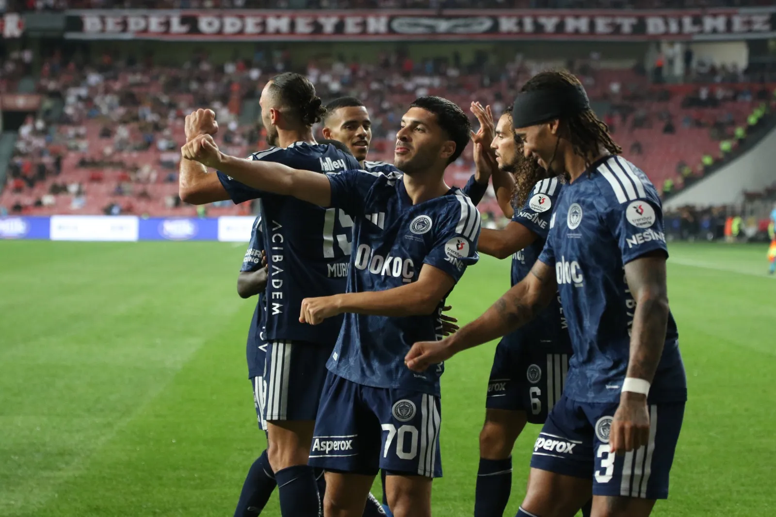 Fenerbahçe Samsun deplasmanında hata yapmadı: 19 Mayıs'ta üç puanın sahibi belli oldu