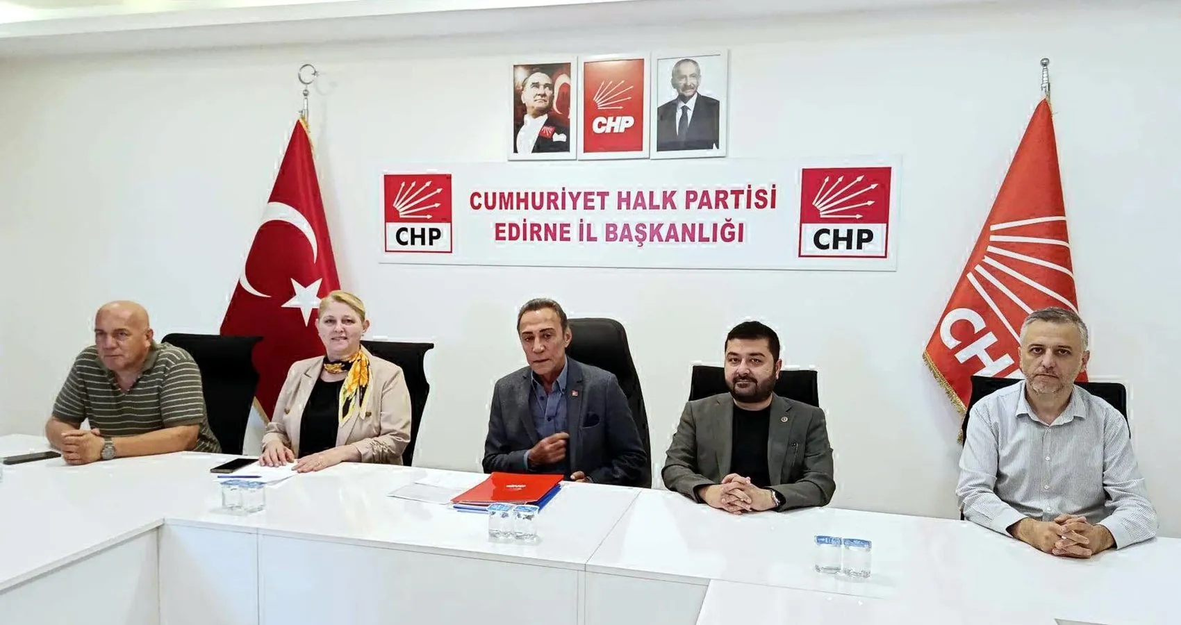 Berhan Şimşek CHP içindeki hesaplaşmayı sert sözlerle eleştirdi