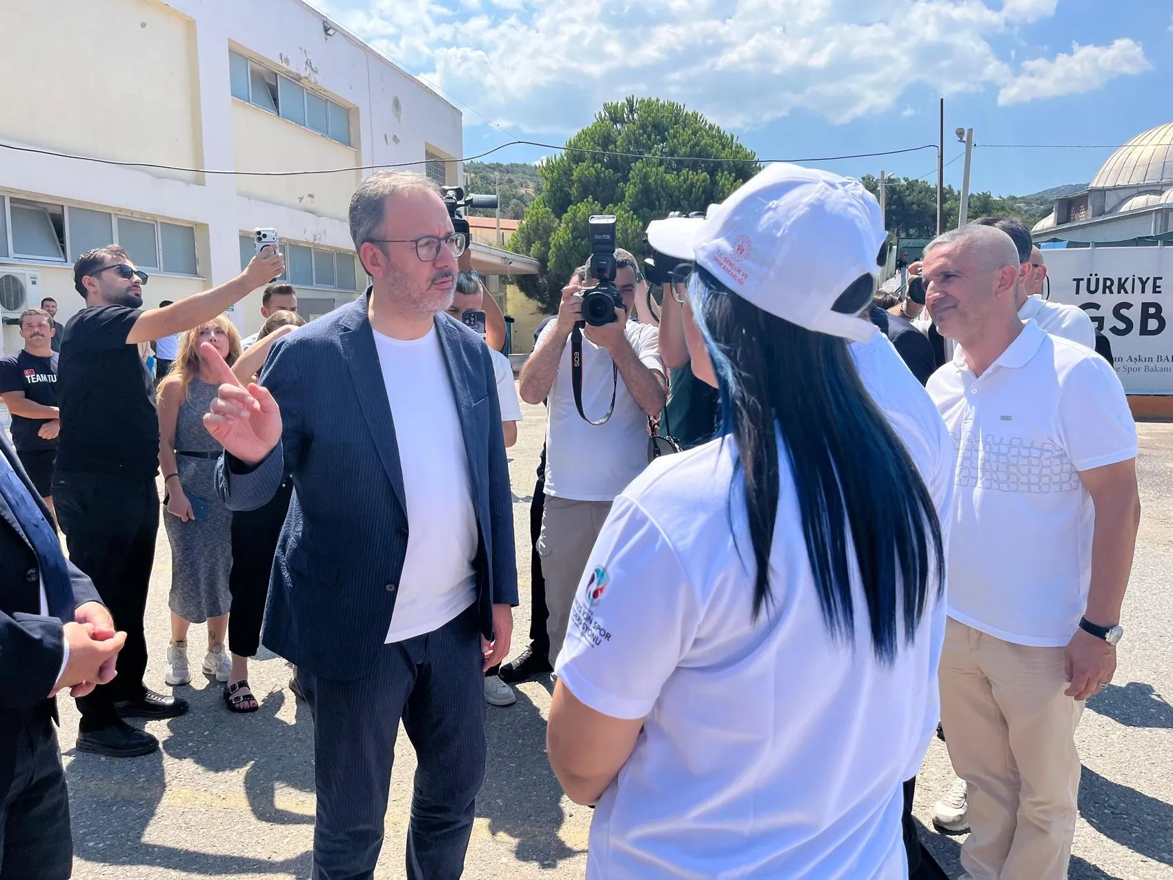 İzmirli çocuklara yüzme eğitimi müjdesi