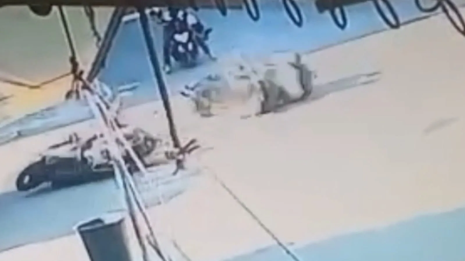 Akyazı'da iki motosiklet çarpıştı Bir kişi hayatını kaybetti