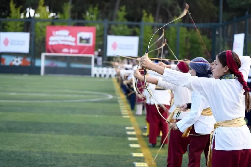 Ümraniye’de gençler için eğitimden spora dev hizmet atağı