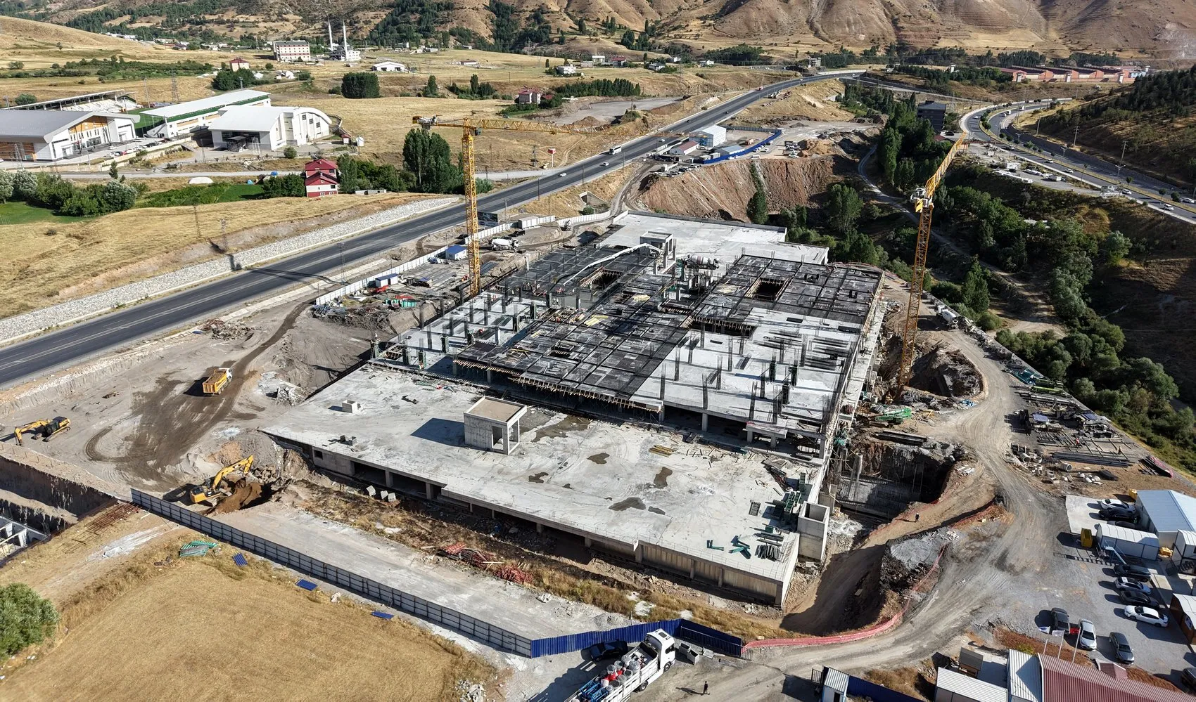 Bitlis Eren Üniversitesi Tıp Fakültesi ilk öğrencileriyle çıtayı yükseltti