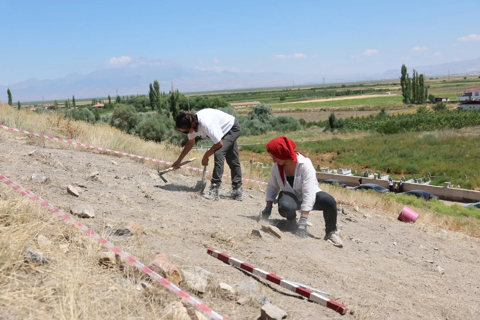 Kayseri'de binlerce yıllık ticaret merkezi gün yüzüne çıkarılıyor