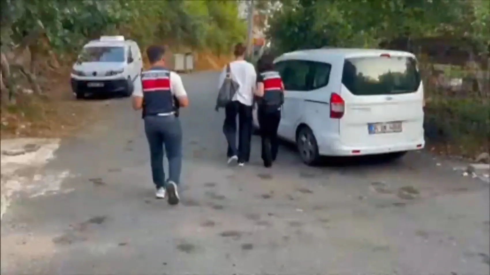 17,9 milyar liralık yasa dışı bahis parasına el koyma 13 gözaltı
