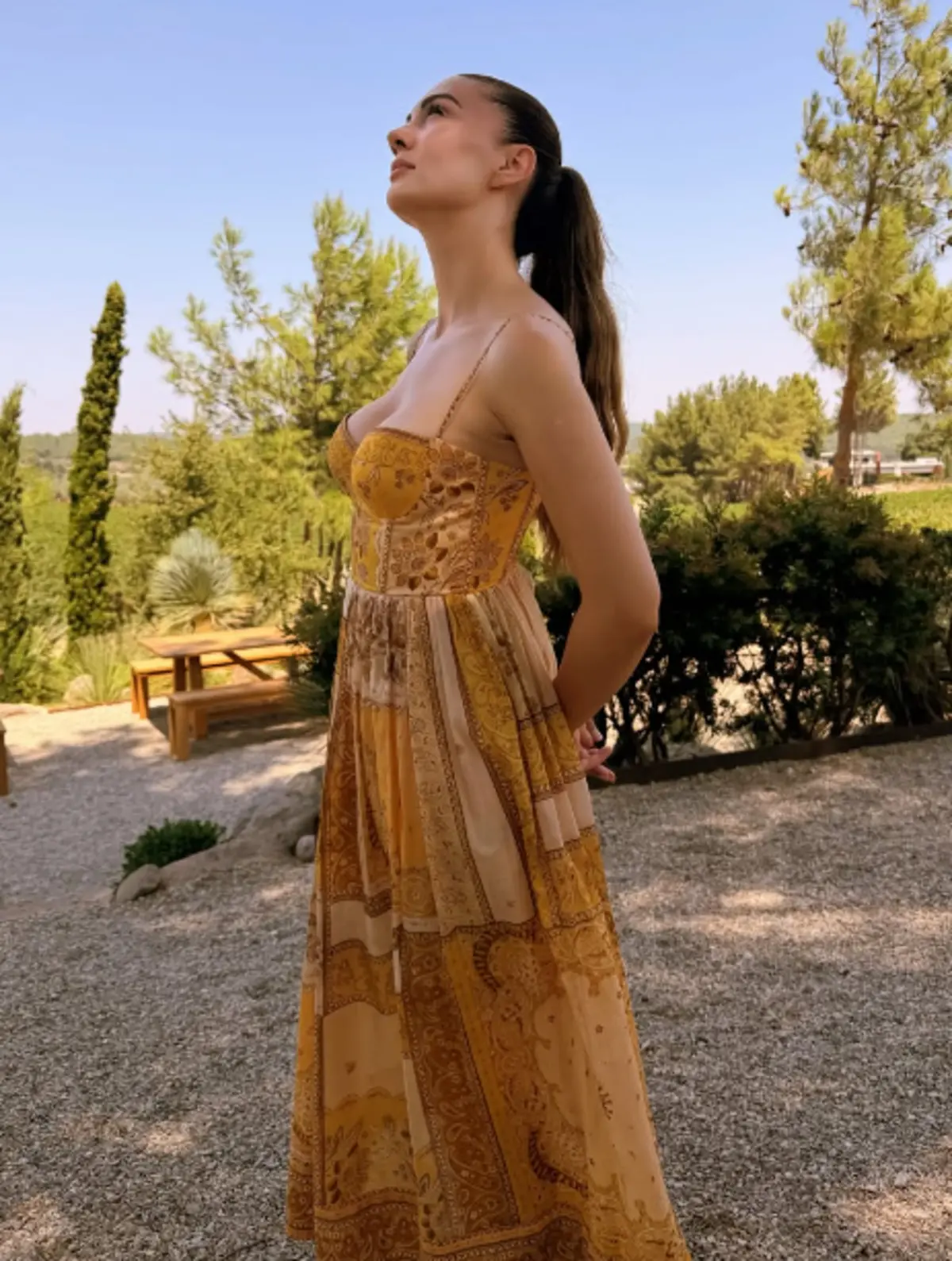Anne Yarısı ile ekrana dönüyor! Burcu Özberk in keyfi yerinde 3