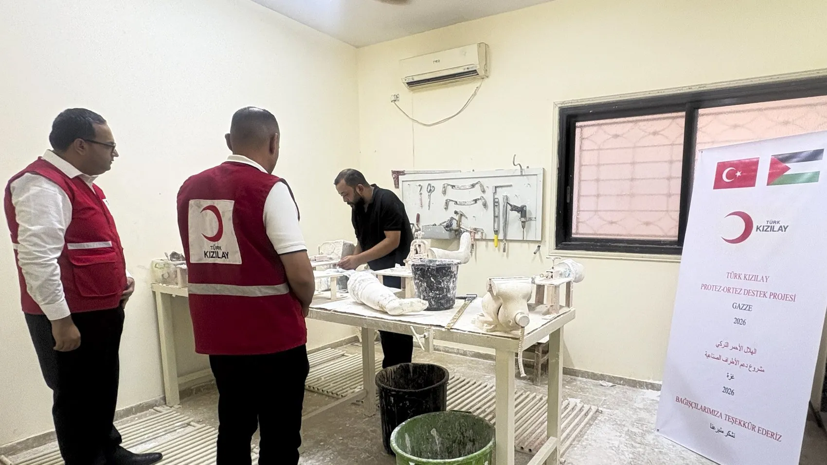 Gazze’de uzuv kaybı yaşayanlara Kızılay umut oluyor