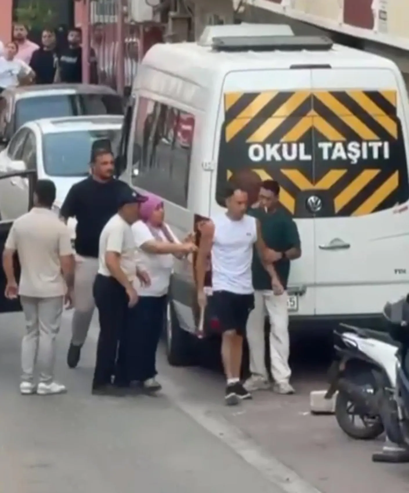 Çorlu'da komşu kavgası Keserli saldırı kamerada