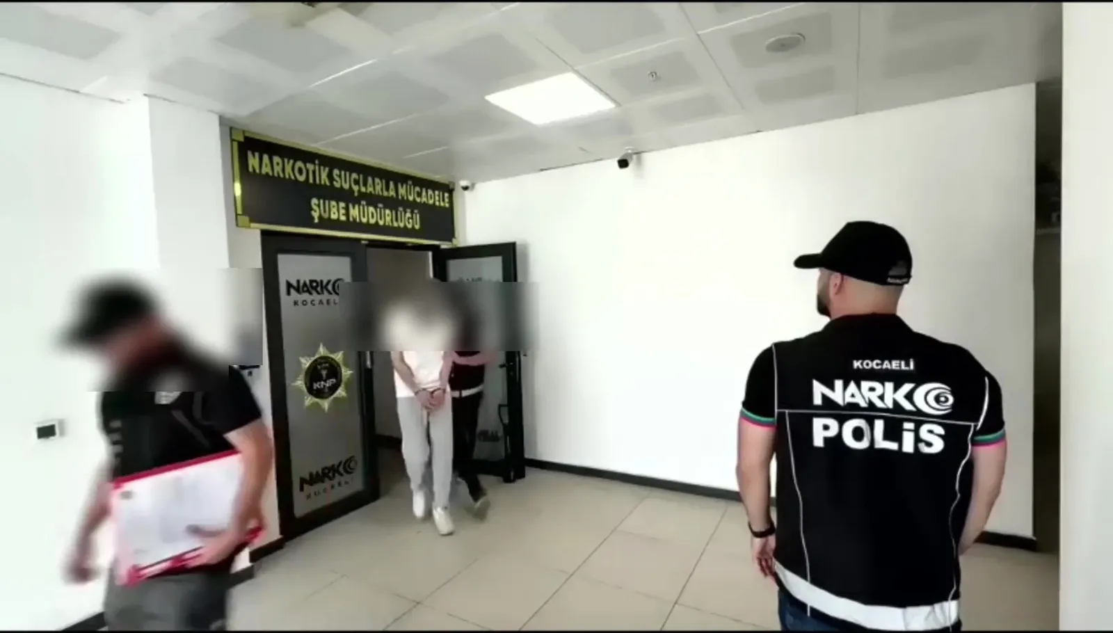 Kocaeli'de narkotik baskını: 5 kişi cezaevine gönderildi