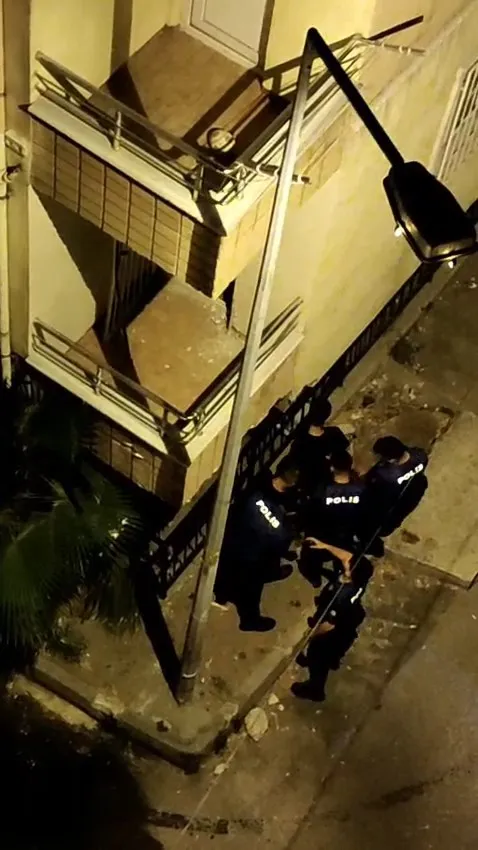 Bahçelievler'de gece yarısı balkon operasyonu Hırsızlar polisten kaçamadı