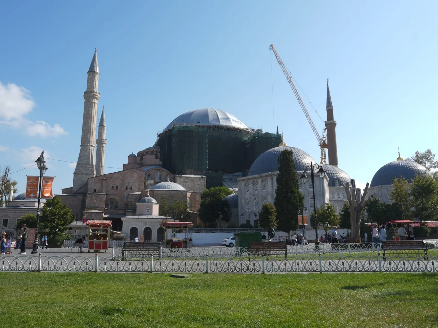 Bakan Ersoy Ayasofya'da Yürütülen Restorasyonun Kalbine İndi Kubbe Dışarıdan Güçlendirilecek