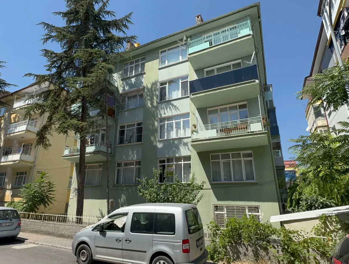 Aidat tartışması kanlı bitti Yönetici hayatını kaybetti