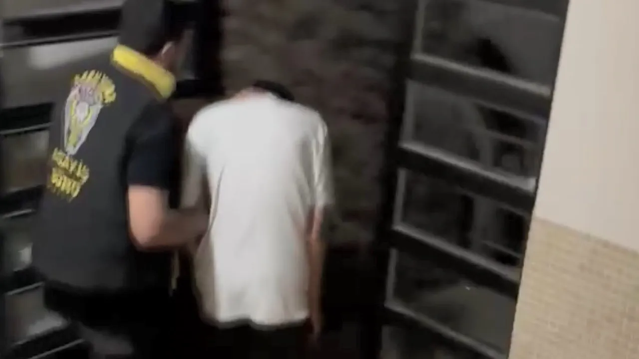 Esenyurt'ta 16 yaşındaki çocuk polisi zula eve götürdü