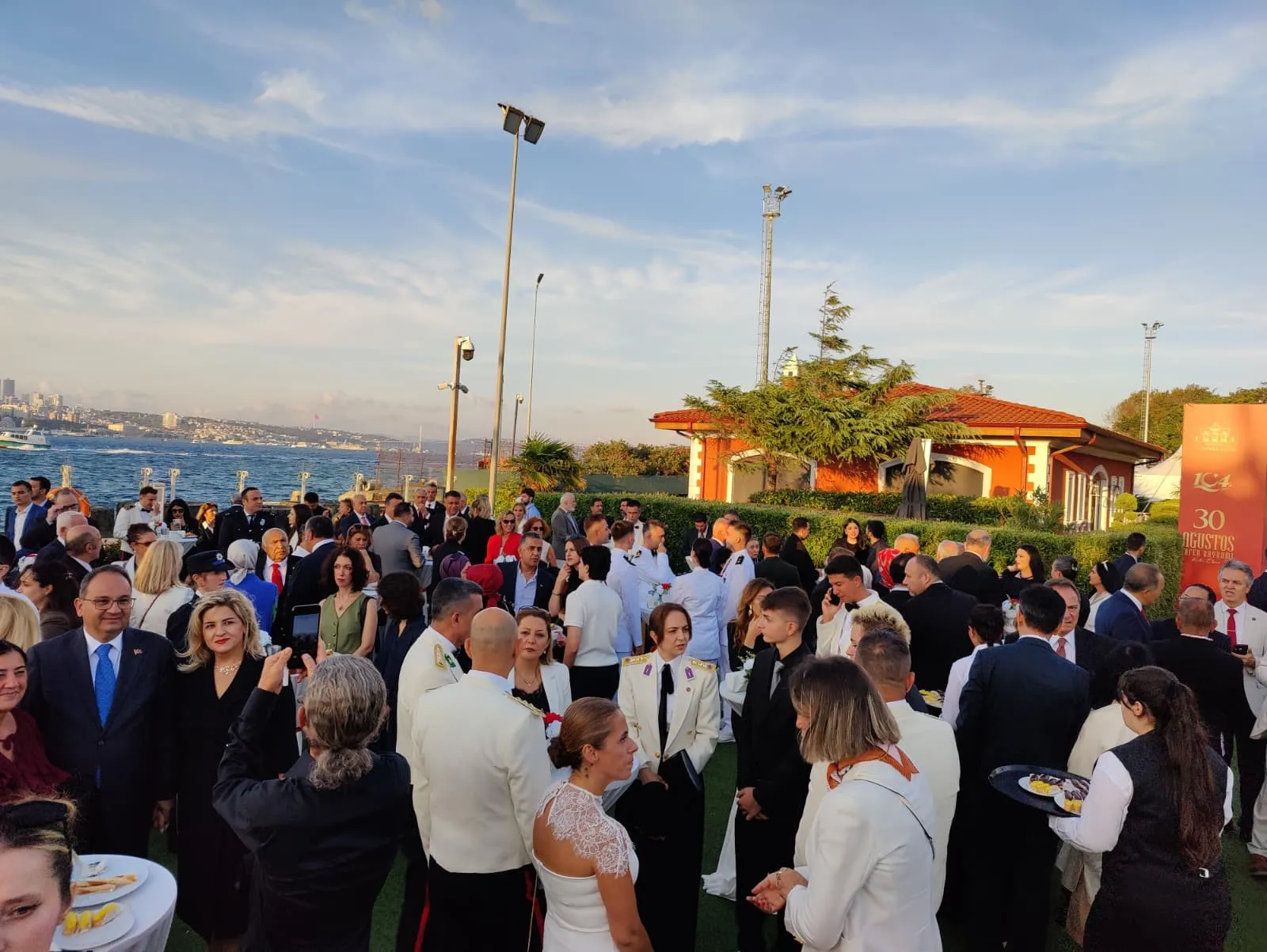 Sepetçiler Kasrı'nda 30 Ağustos coşkusu: İstanbul'da zaferin 104. yılı onuruna görkemli resepsiyon