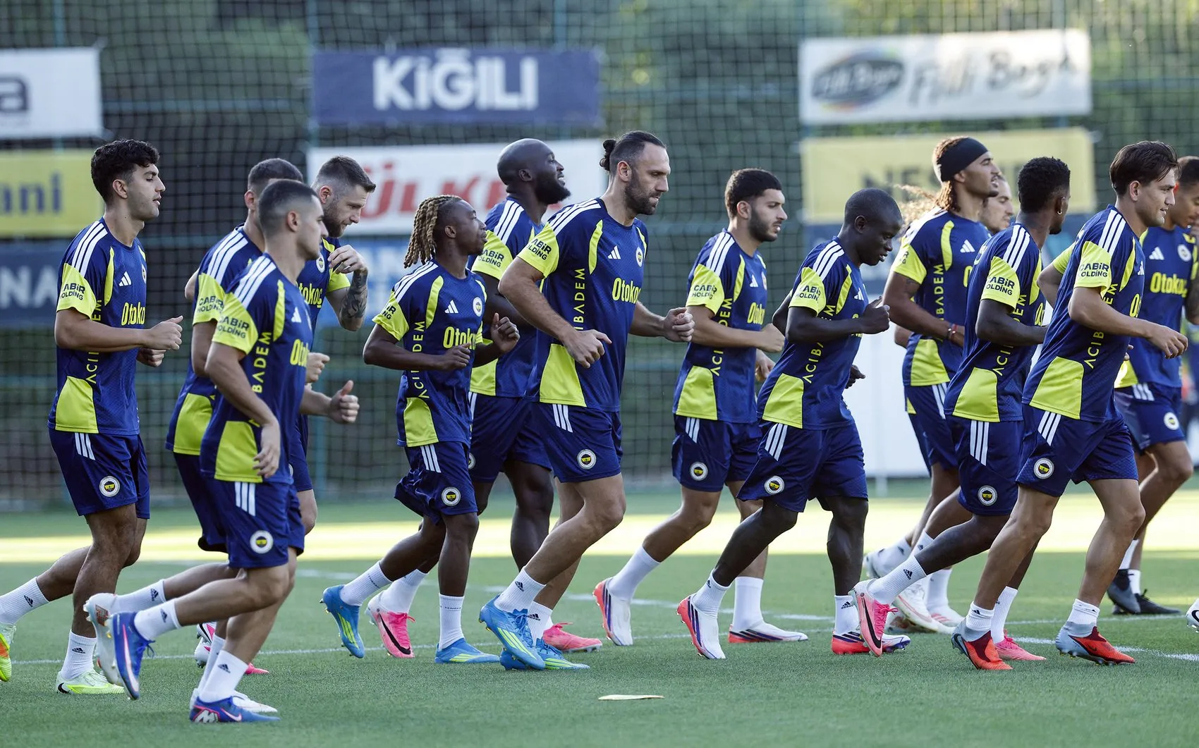 Lyon deplasmanı öncesi Fenerbahçe'de son hazırlık turu