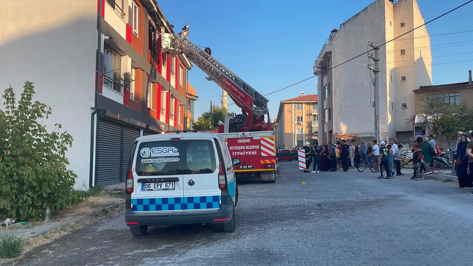 Eskişehir’de gece vakti korkutan ev yangını