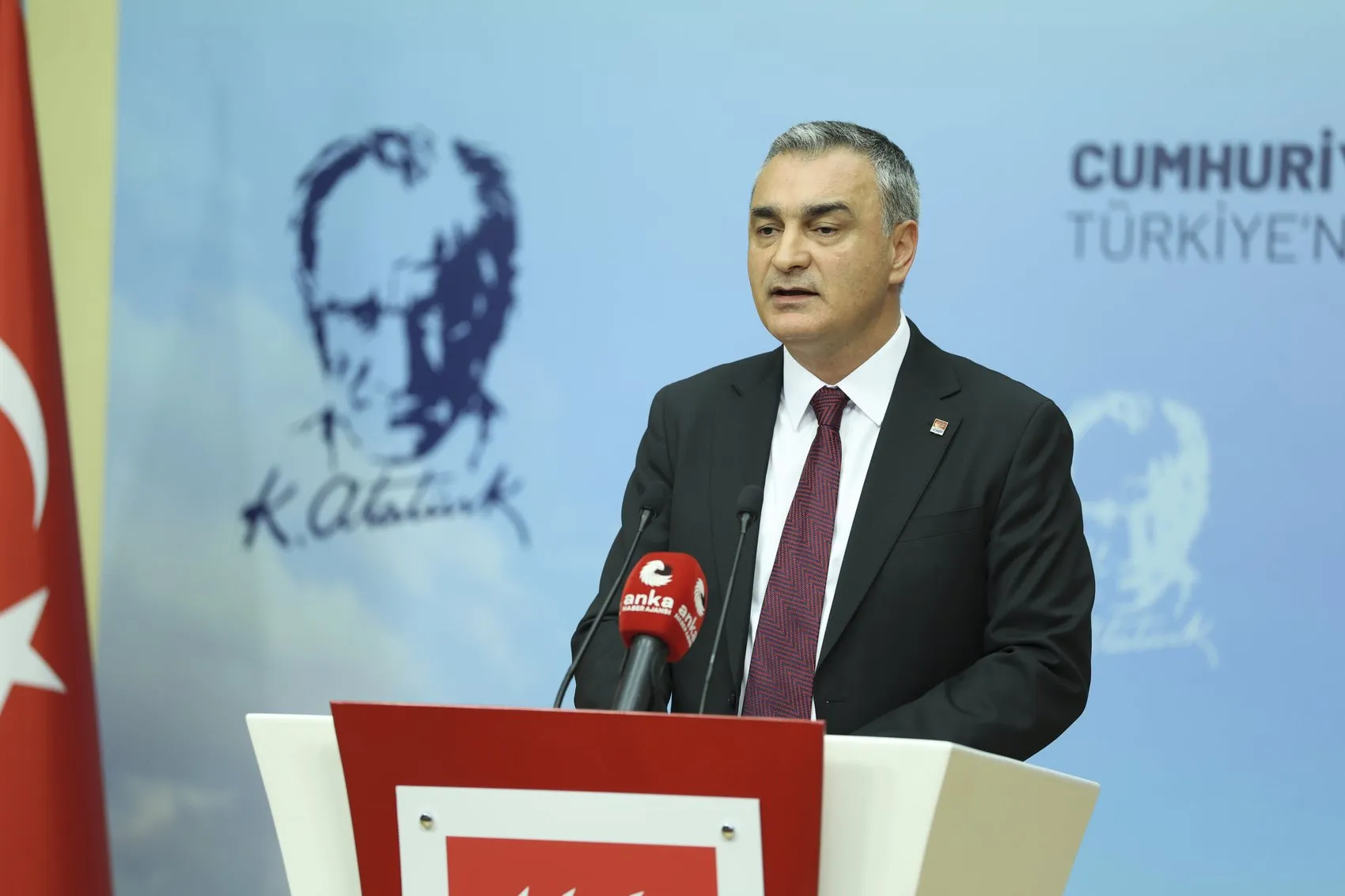 CHP’de yeni dönem 8 ile atama yapıldı
